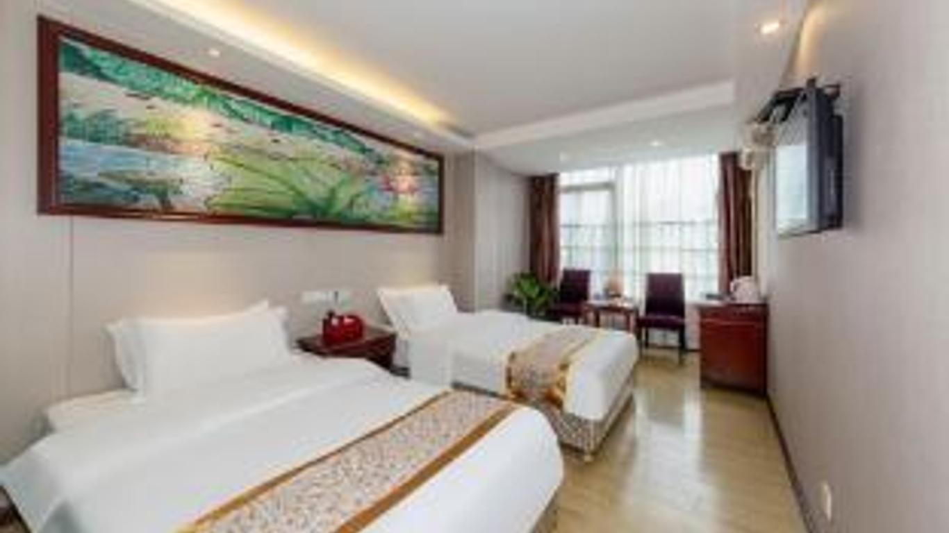 Mankedun Hotel (Guangzhou Sanyuanli Metro Station)
