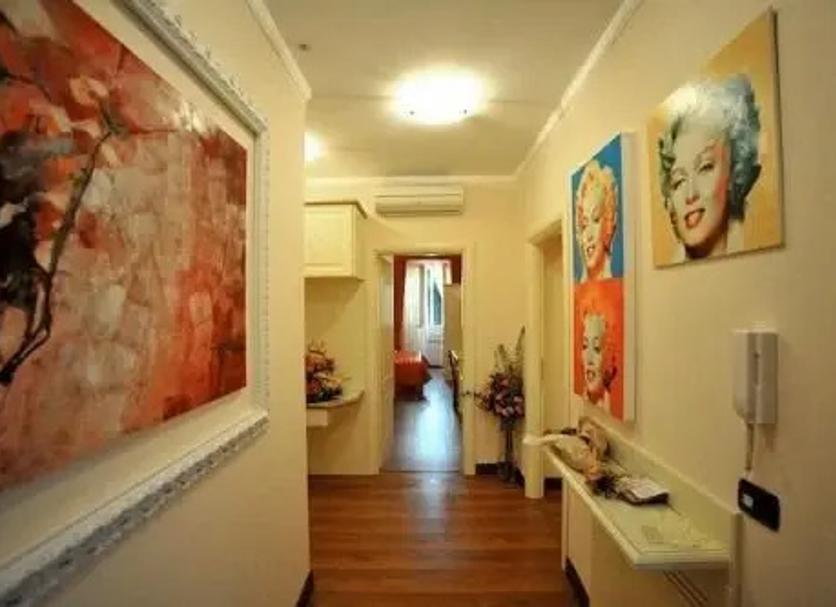 Hall Foto