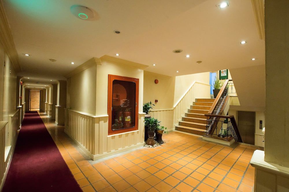 Hall