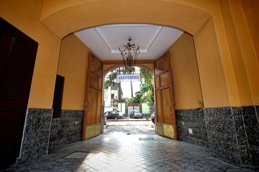 Hall