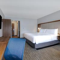 Holiday Inn Express & Suites Ann Arbor - University South