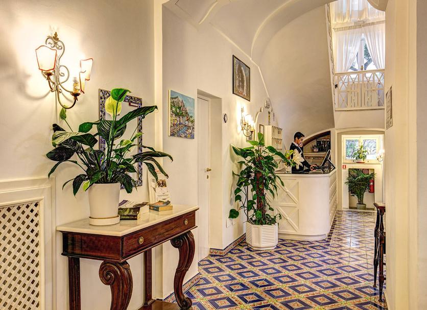 Hall Foto