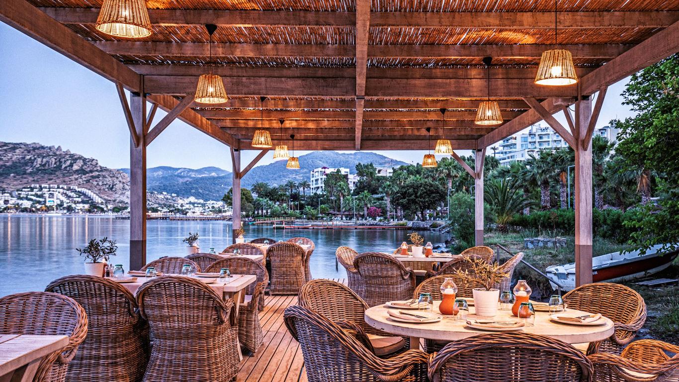 Cape Bodrum Luxury Hotel & Beach